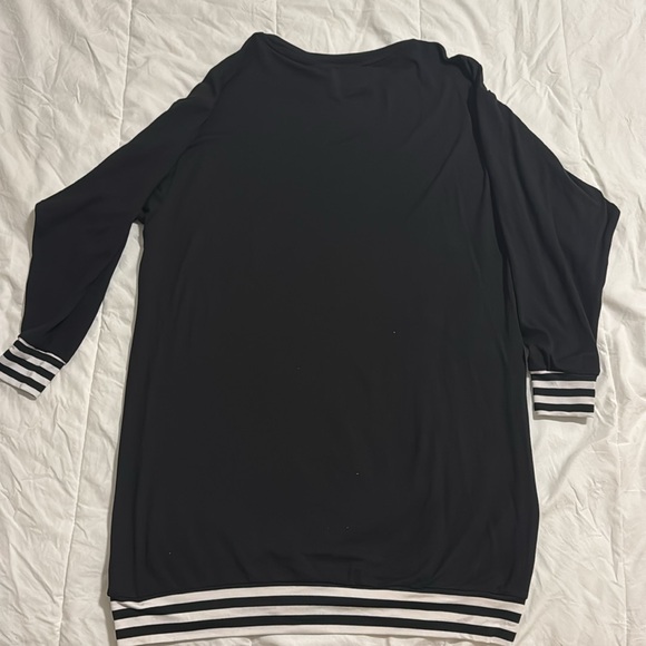 Beetlejuice lounge dress - Picture 3 of 3